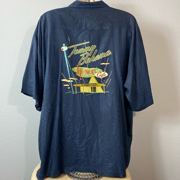 Tommy Bahama Other - Tommy Bahama 100% Silk Embroidered Hi-Note Cafe Camp Shirt